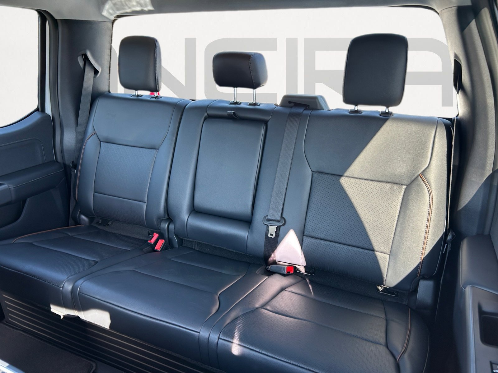 2026 Ford F-350 Lariat photo 17