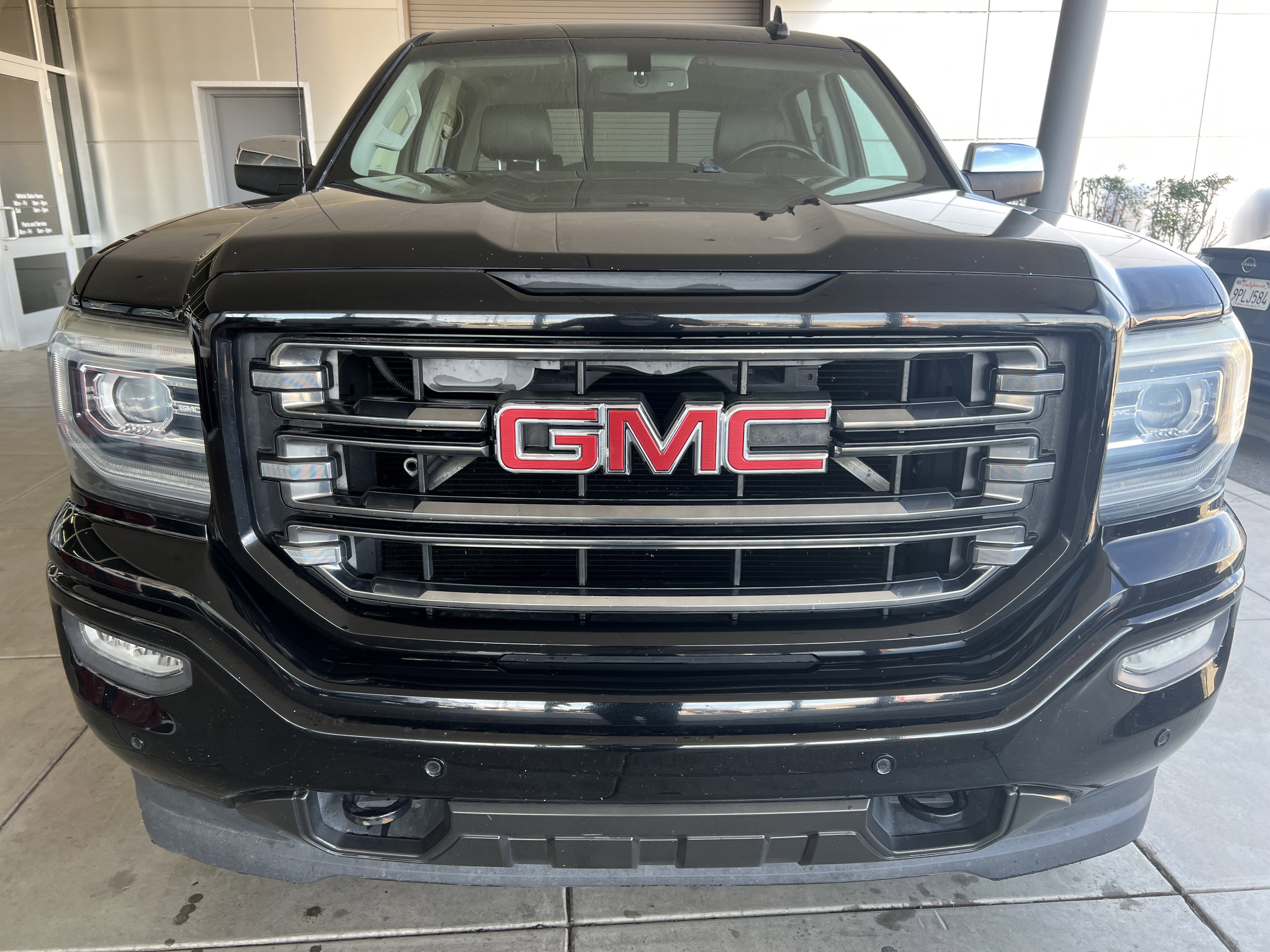 Used 2016 GMC Sierra 1500 SLT with VIN 3GTU2NECXGG342573 for sale in Thatcher, AZ