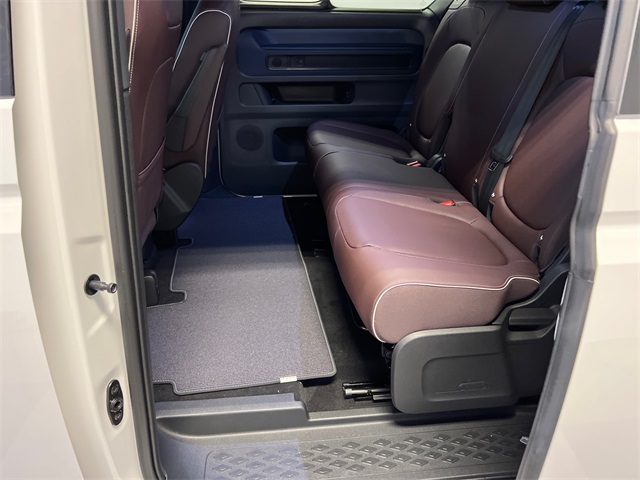 2025 Volkswagen ID. Buzz Pro S photo 9