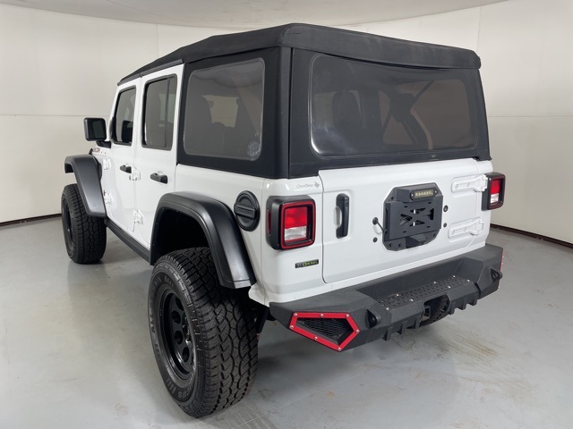 2023 Jeep Wrangler Rubicon photo 6