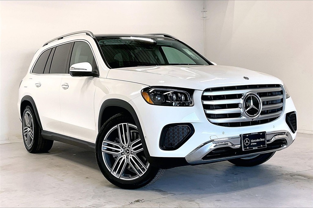 2026 Mercedes-Benz GLS Base's photo