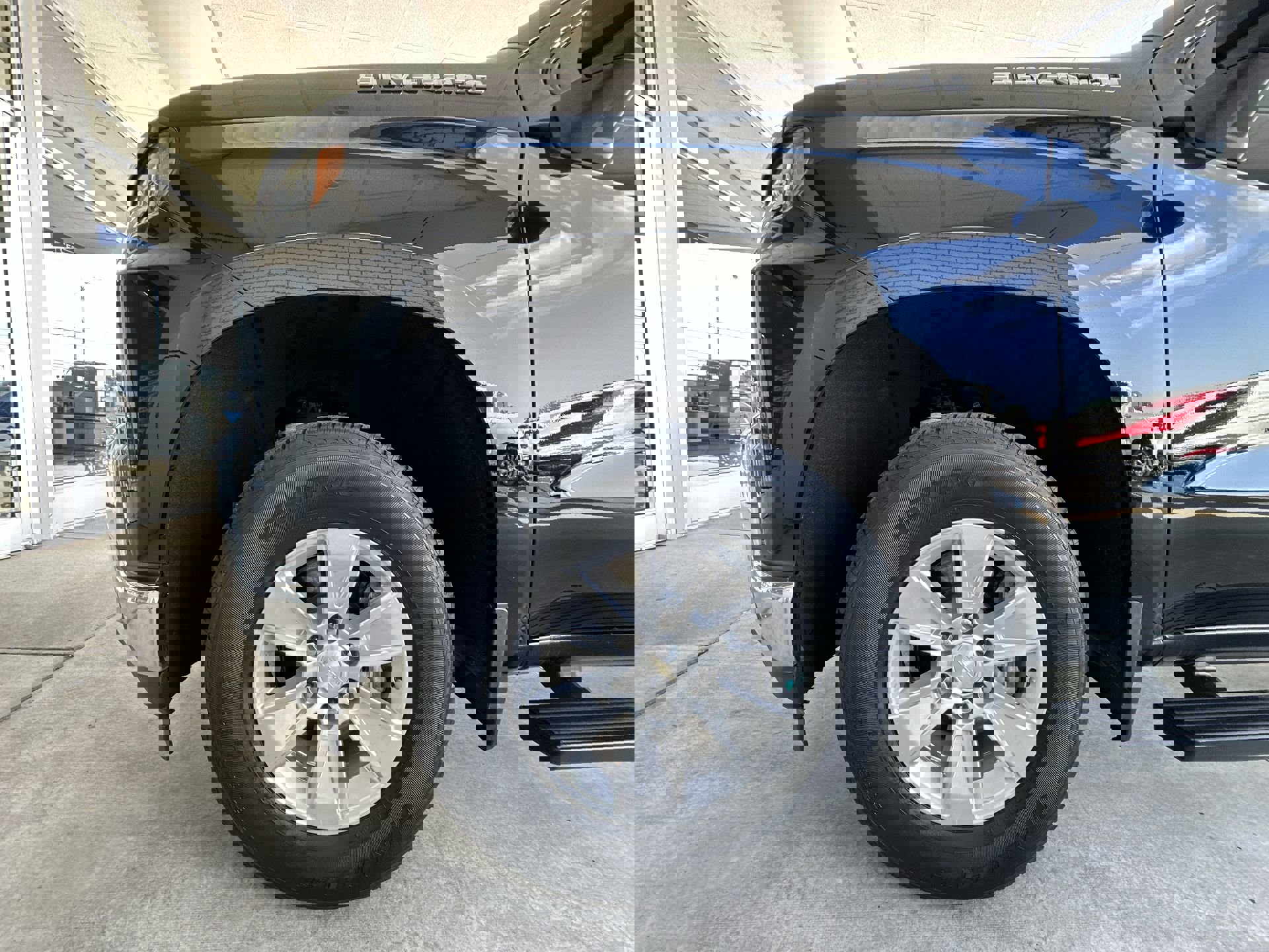 2020 Chevrolet Silverado 1500 LT photo 28