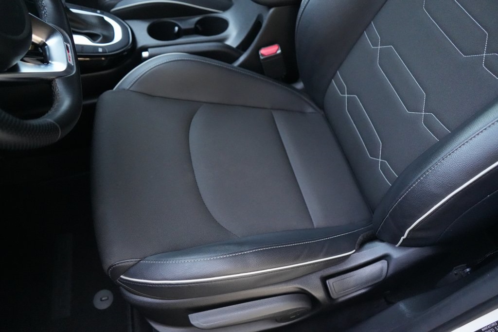 2023 Kia Forte GT-Line photo 18
