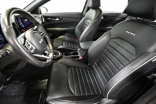 2023 Kia Forte GT-Line photo 7