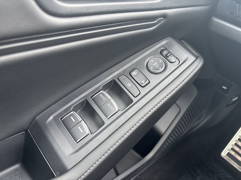 2025 Honda Accord Hybrid Sport photo 24