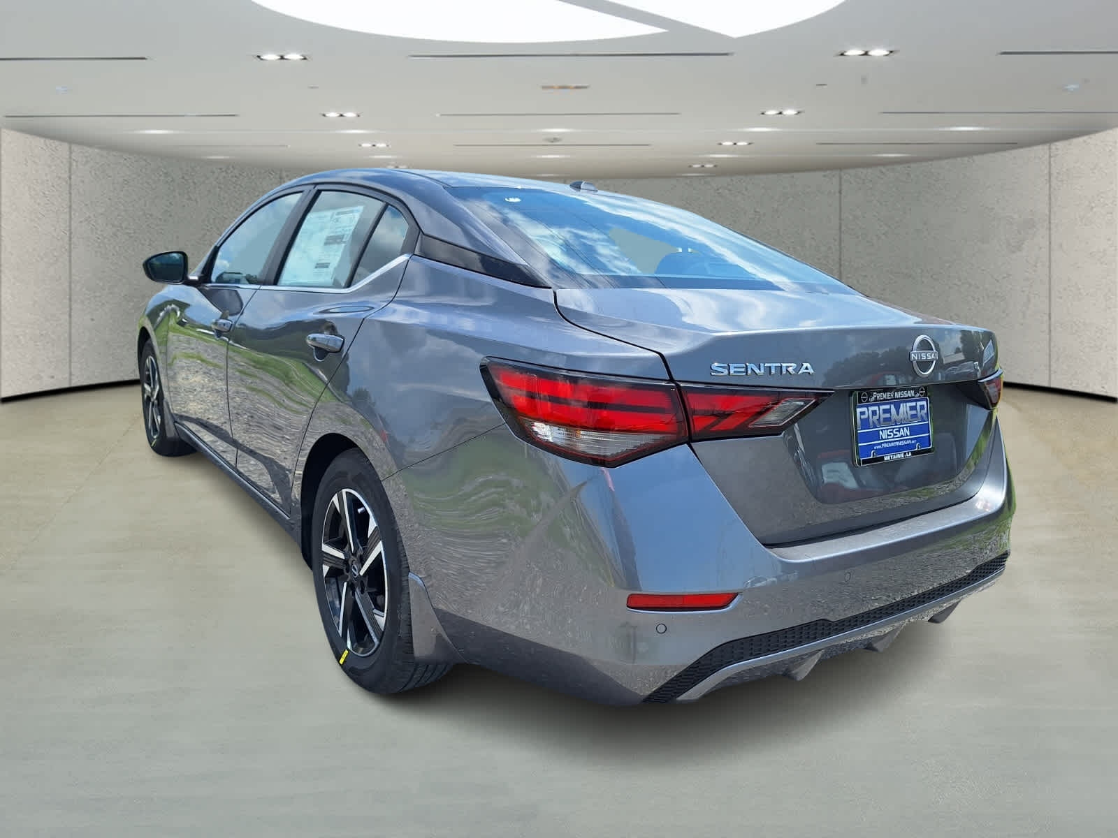 2025 Nissan Sentra SV photo 3