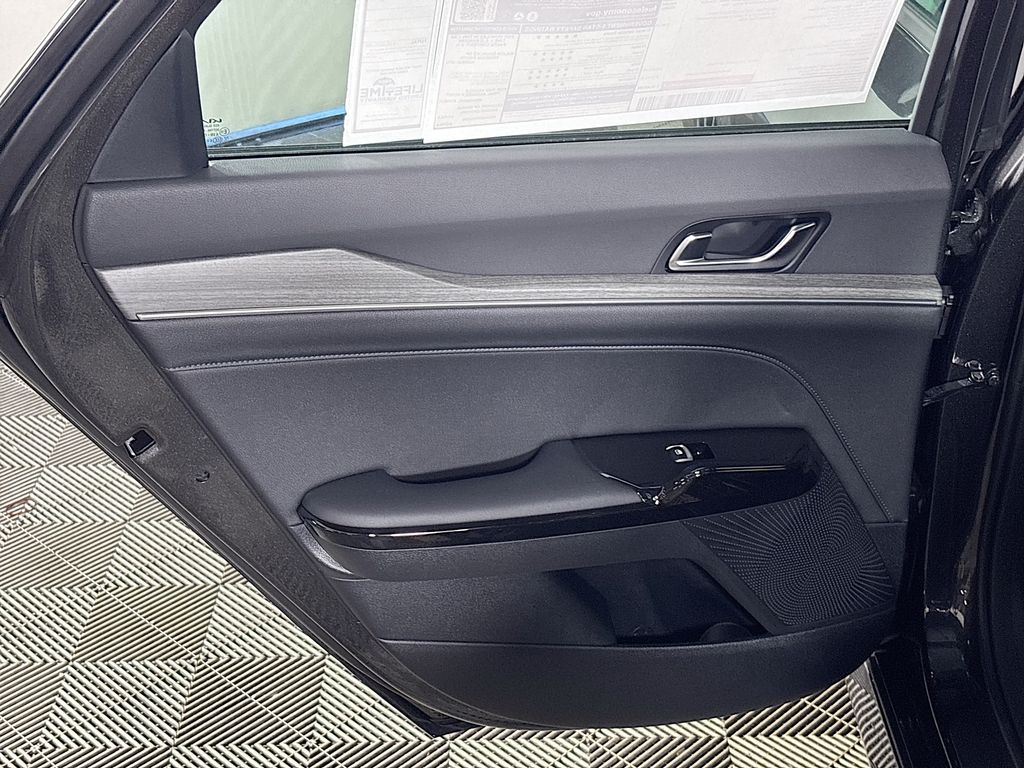 2025 Kia K5 EX photo 19
