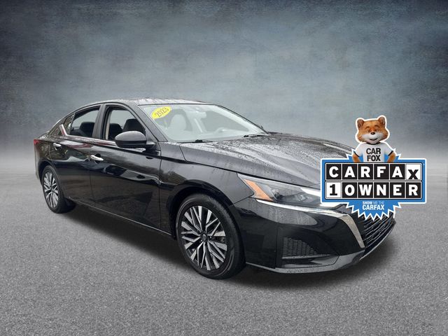 2023 Nissan Altima 2.5 SV photo 2