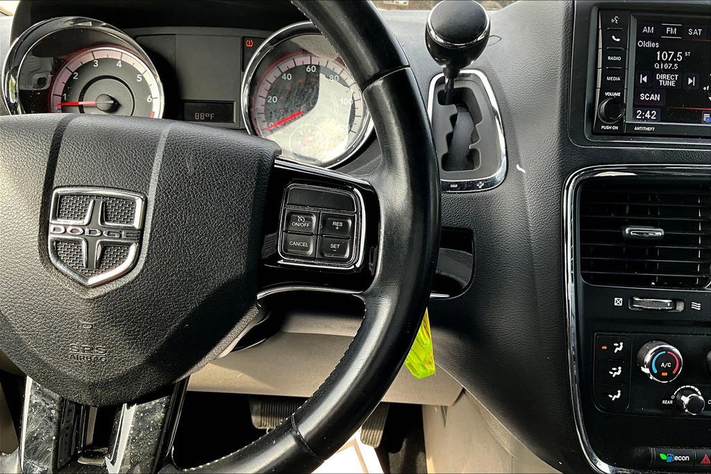 2019 Dodge Grand Caravan SXT photo 11
