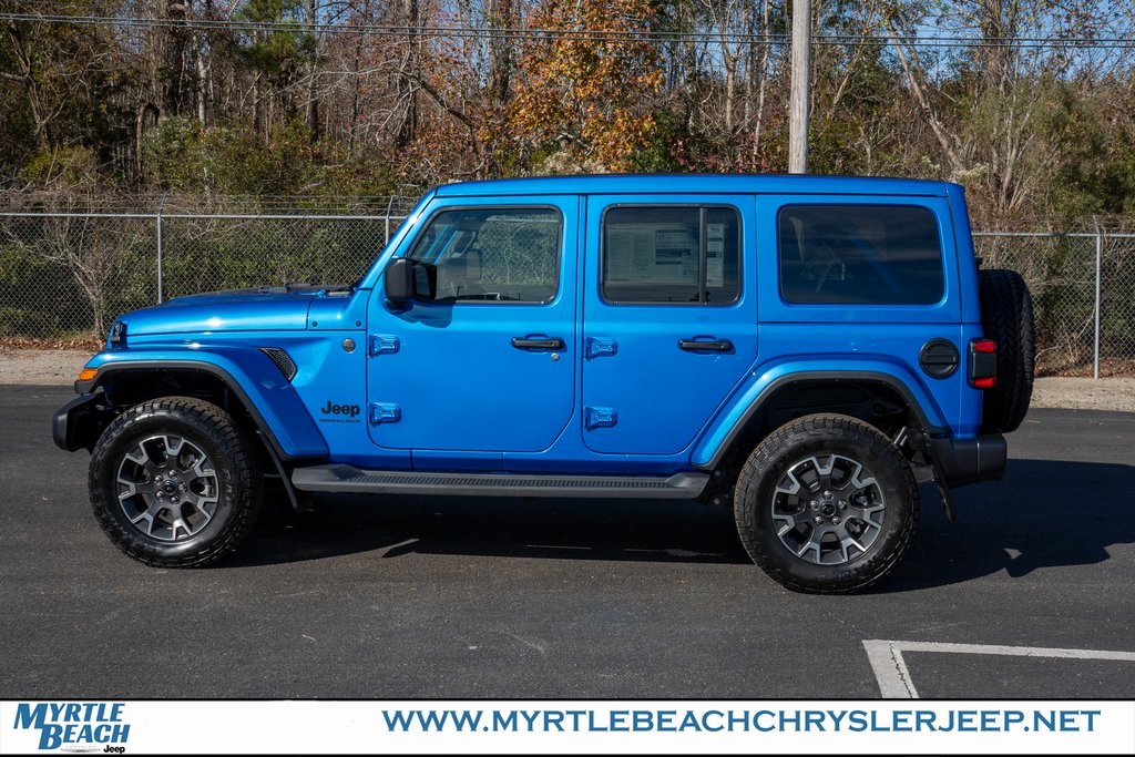 2025 Jeep Wrangler Sahara photo 2