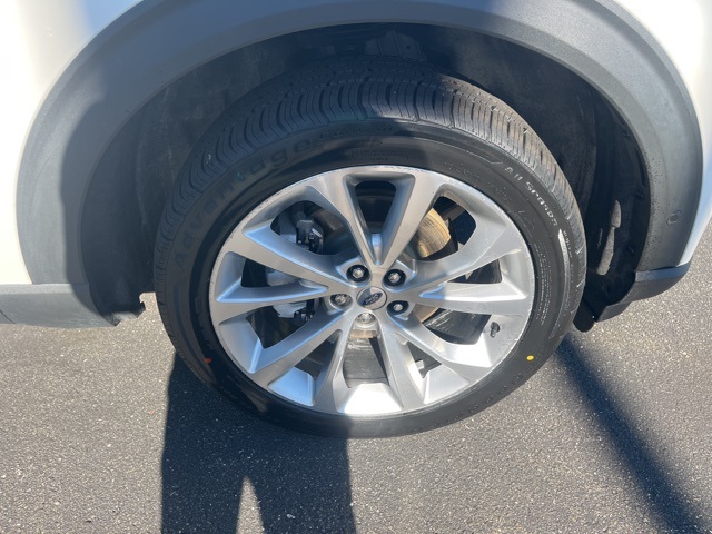 2022 Ford Explorer Platinum photo 4