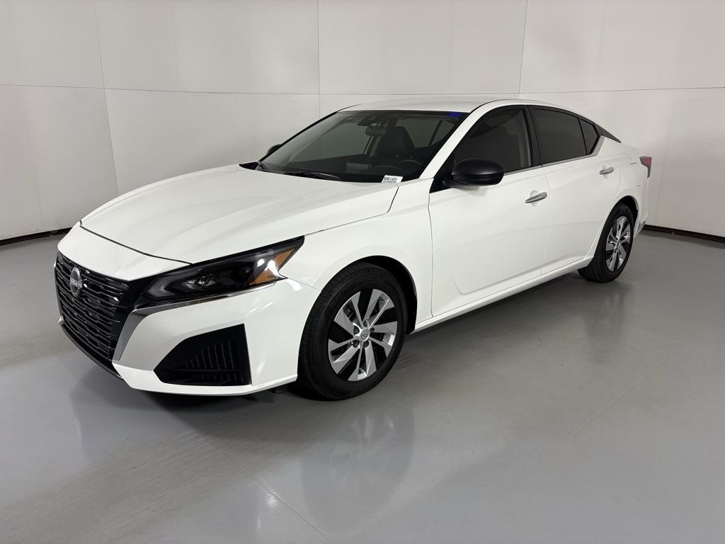 2025 Nissan Altima 2.5 S photo 4