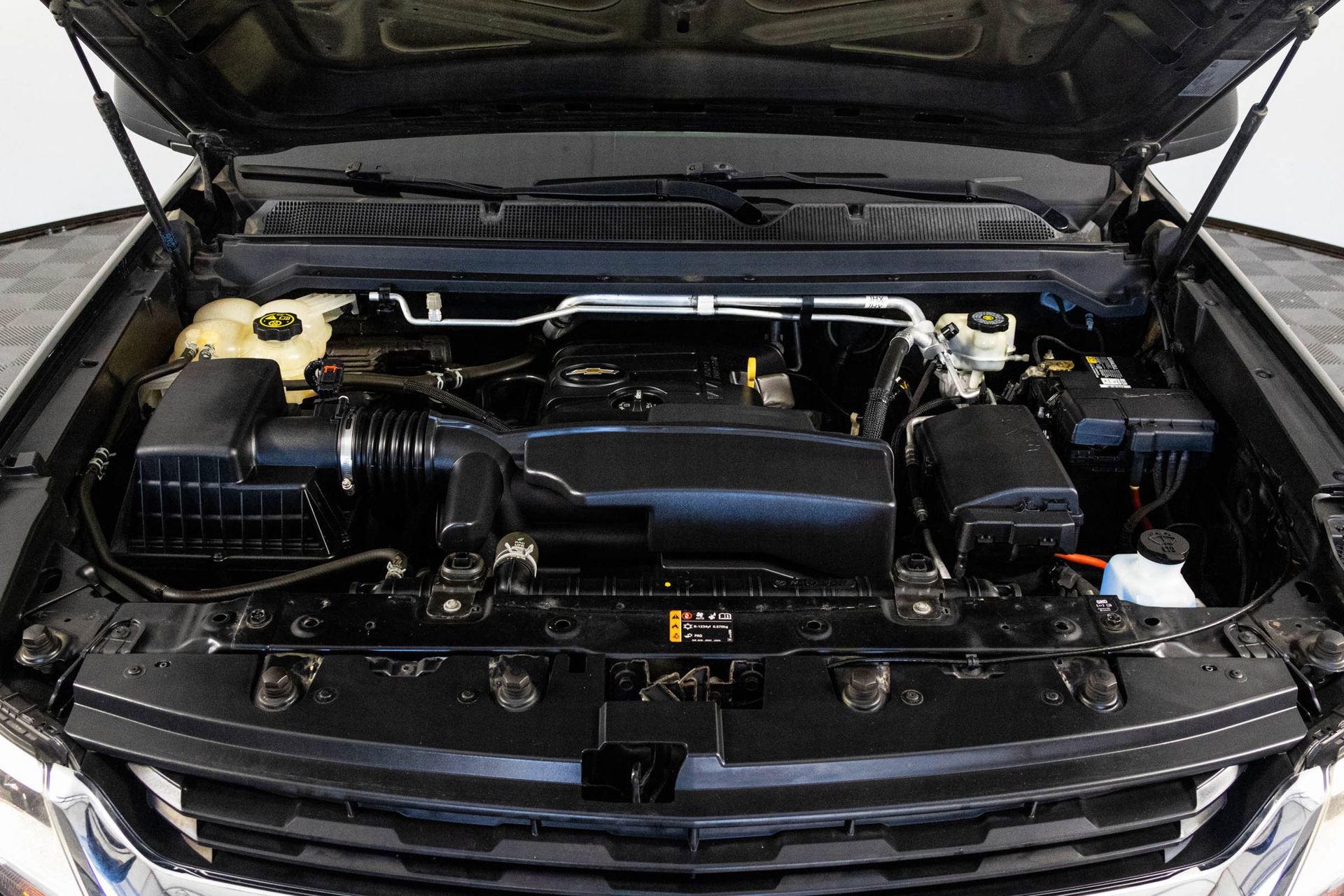 2017 Chevrolet Colorado Work Truck photo 4