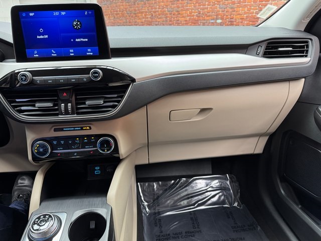 2022 Ford Escape SE photo 17