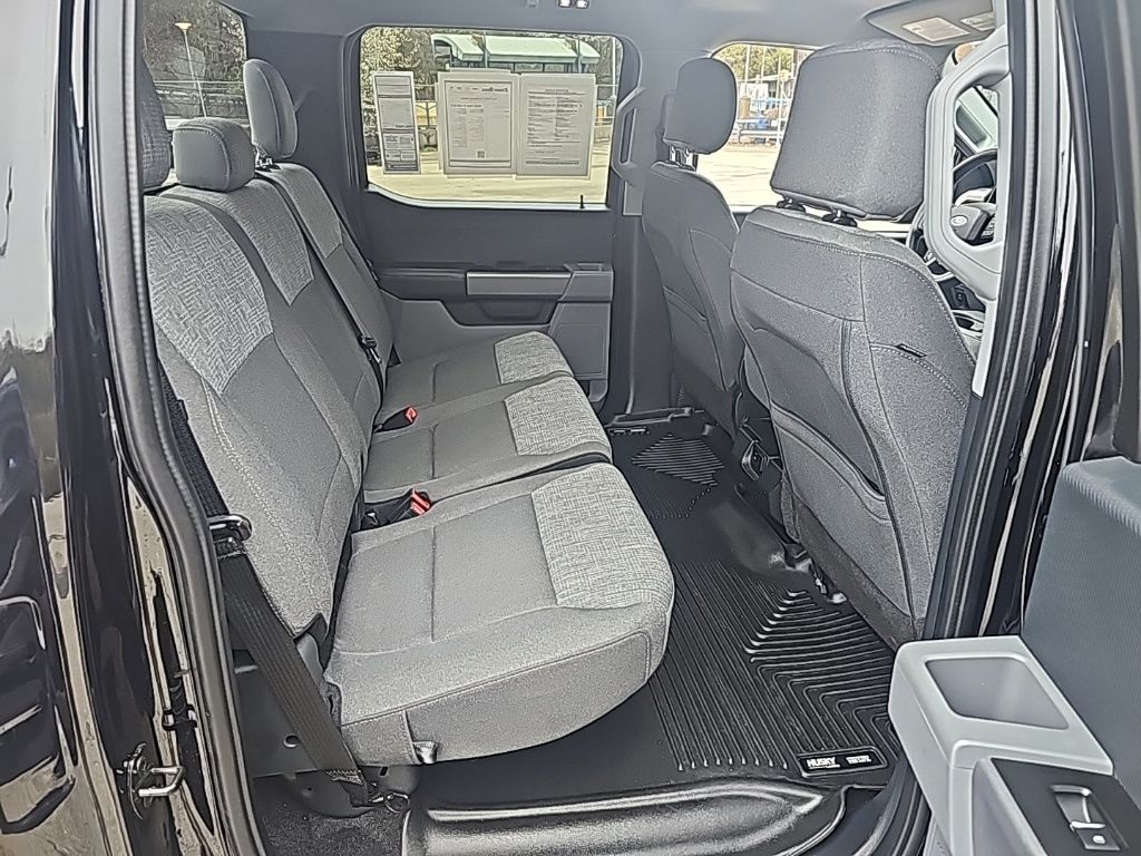 2022 Ford F-150 XLT photo 10