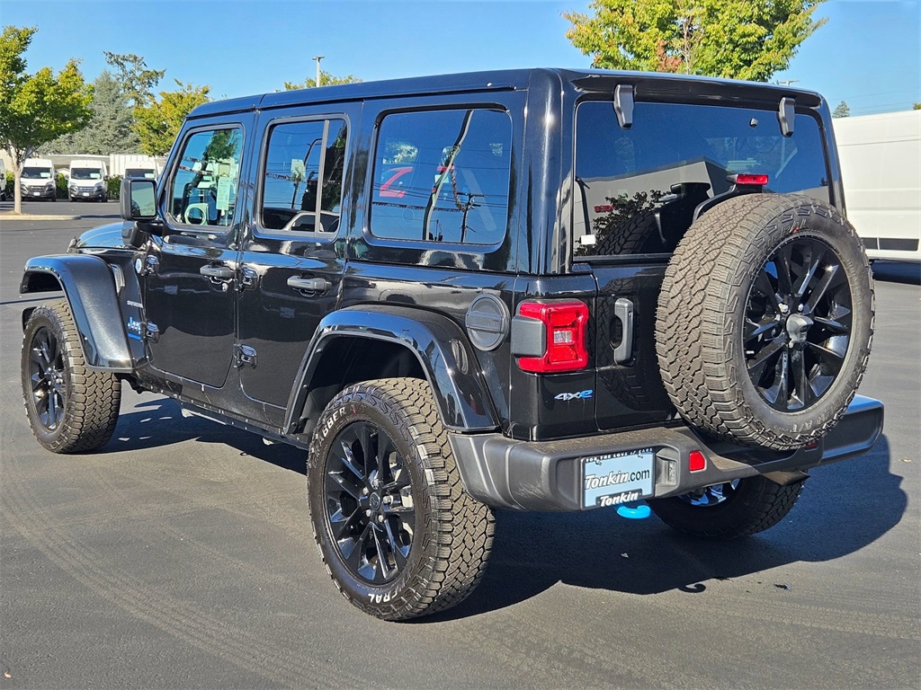 2024 Jeep Wrangler Sahara 4xe photo 4