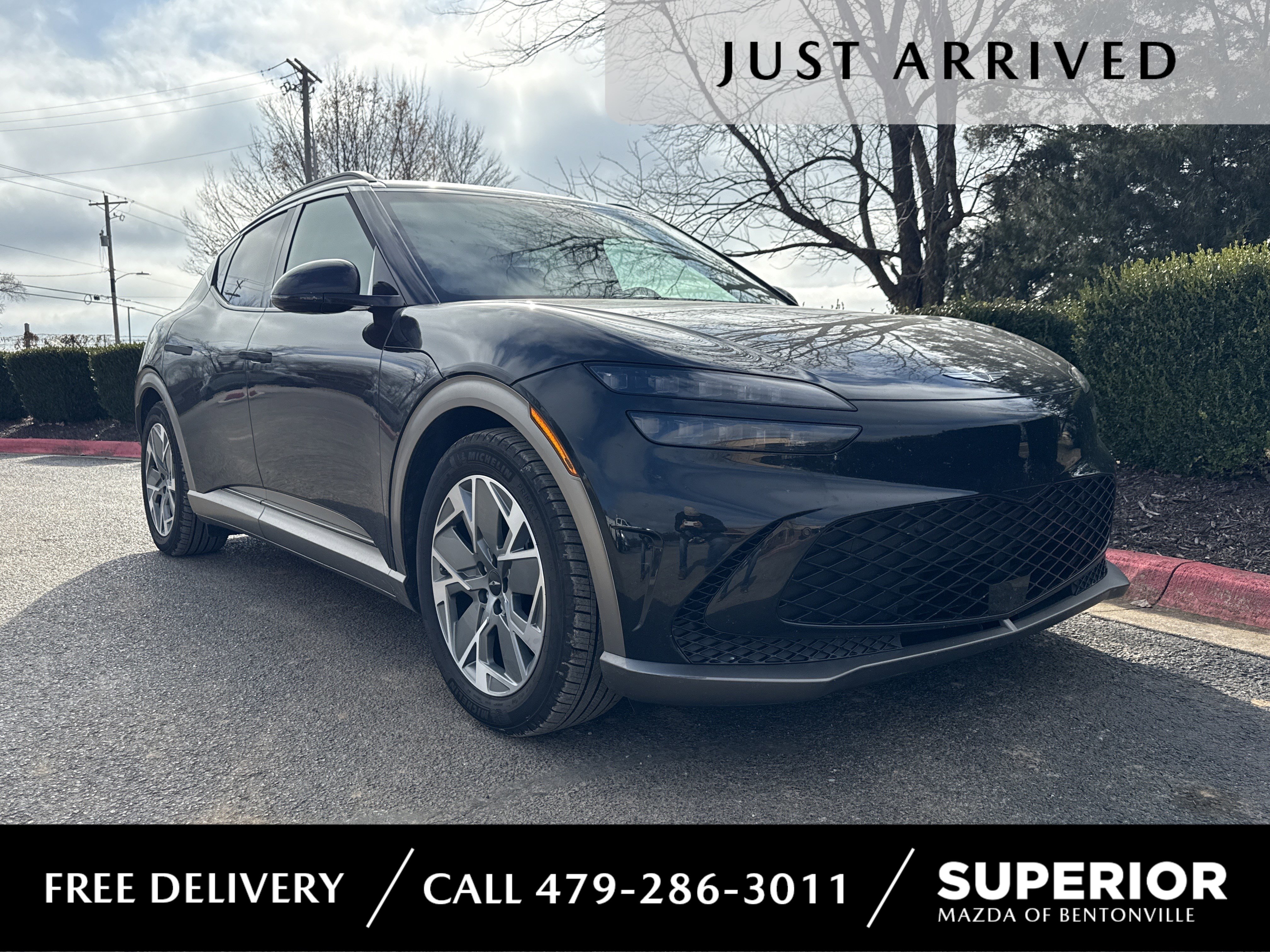 2024 GENESIS GV60 Standard's photo