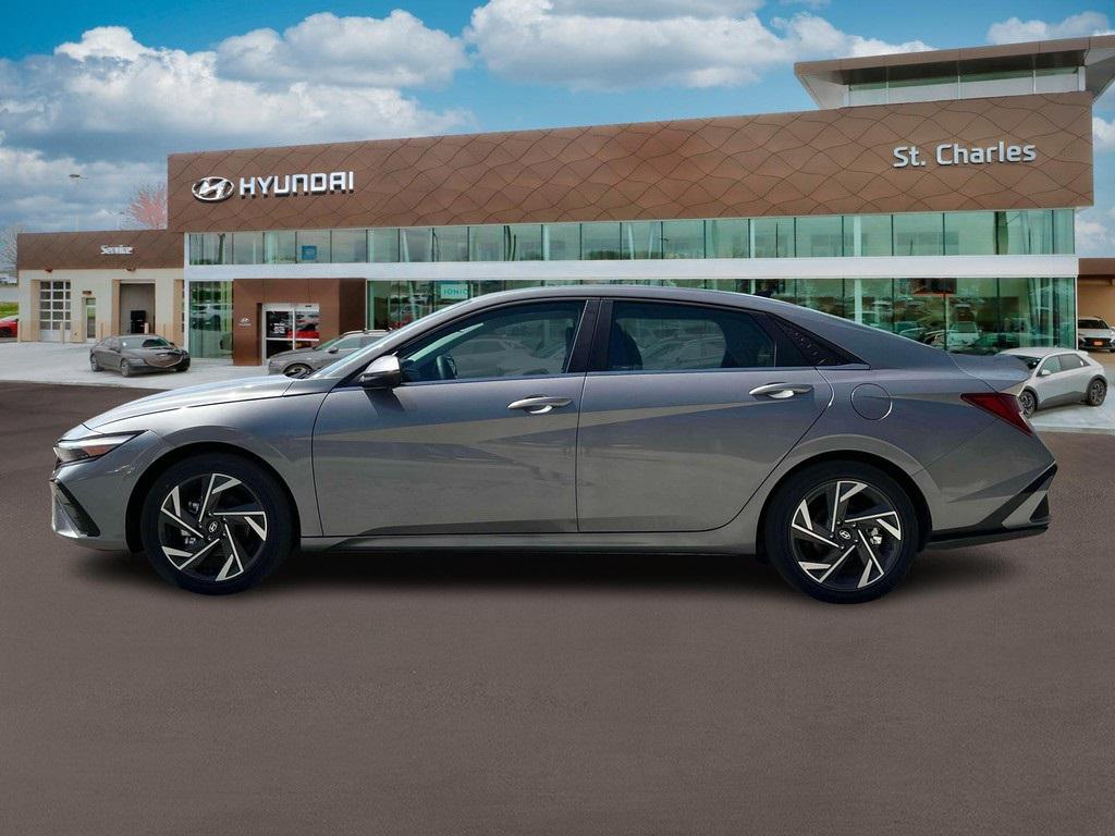 2025 Hyundai Elantra Hybrid Limited photo 3