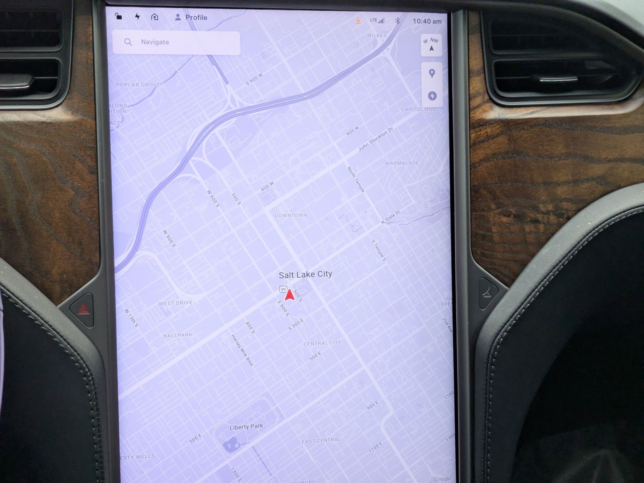 2019 Tesla Model X photo 17
