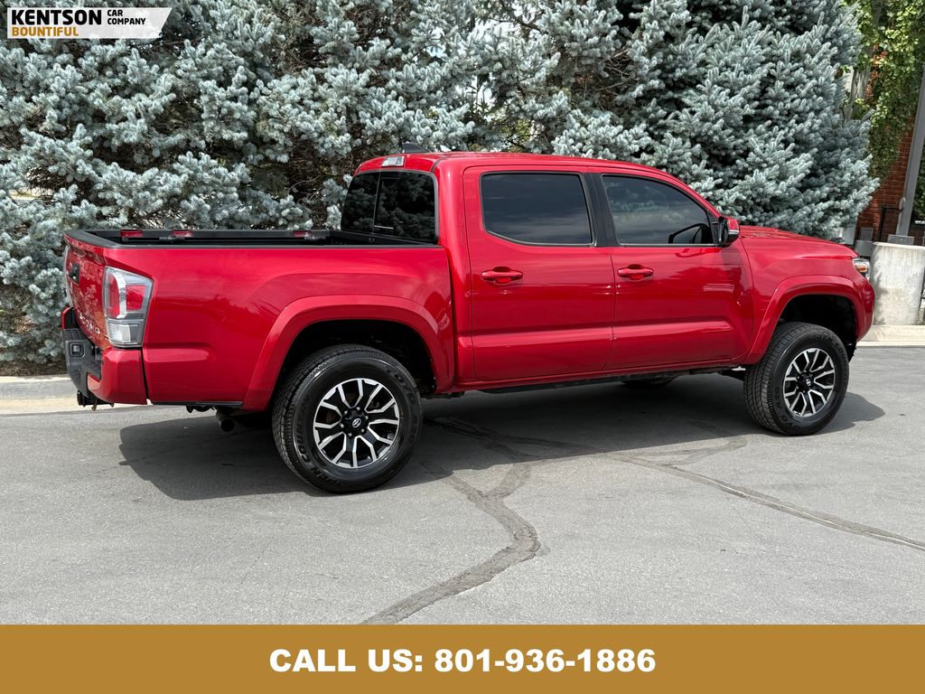 2021 Toyota Tacoma TRD Sport photo 9