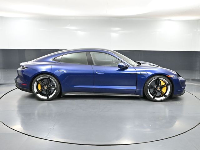 2020 Porsche Taycan Turbo S photo 3