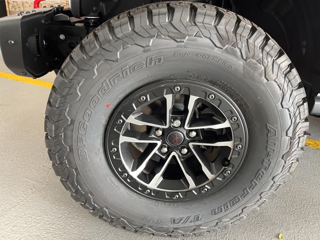 2025 Jeep Wrangler Rubicon X photo 4