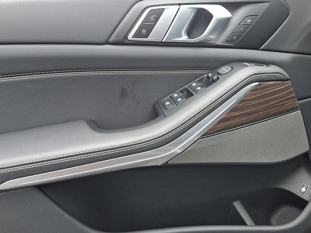 2025 Bmw X5 xDrive50e photo 12