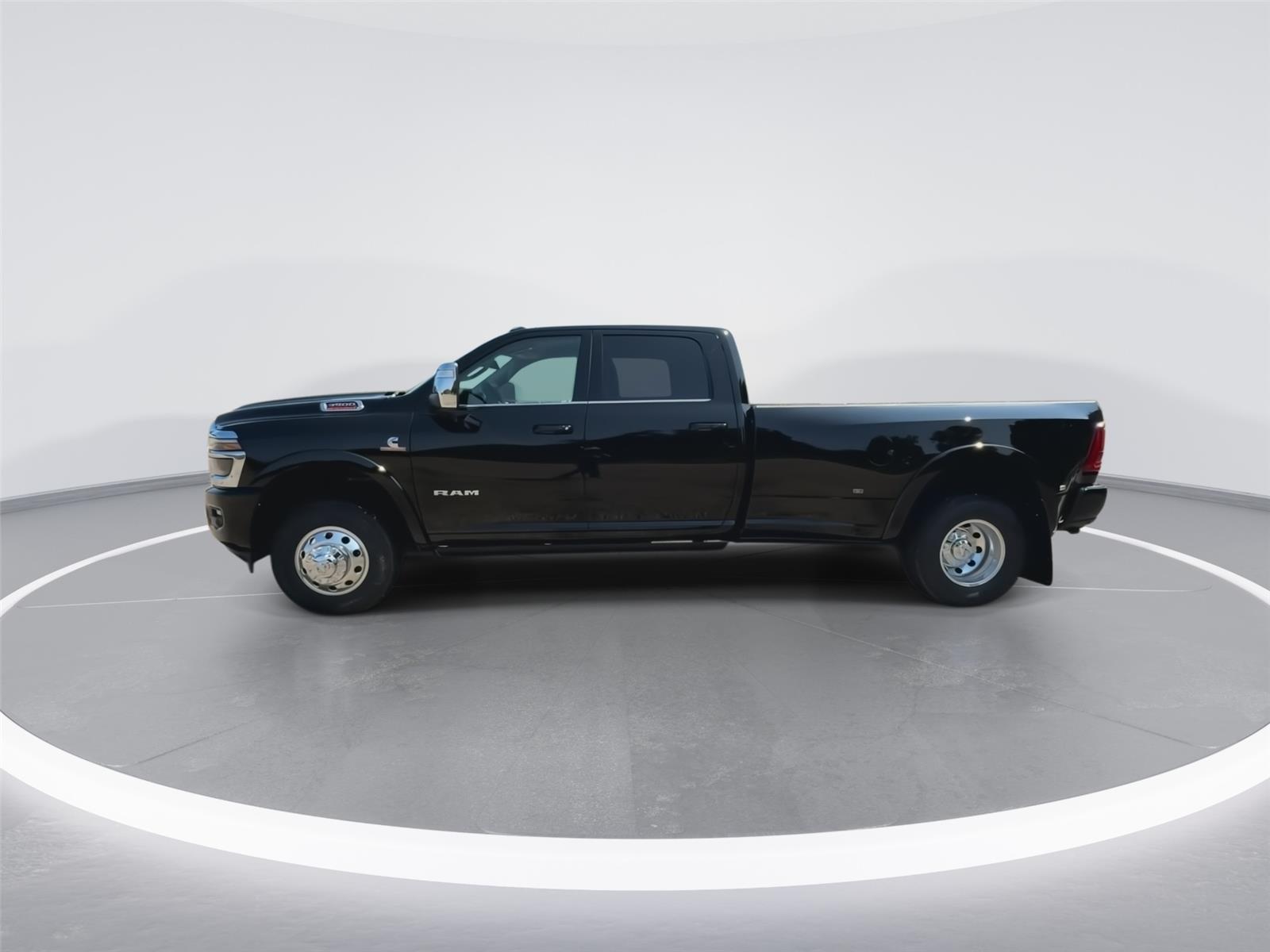 2026 Ram 3500 Limited Longhorn photo 4