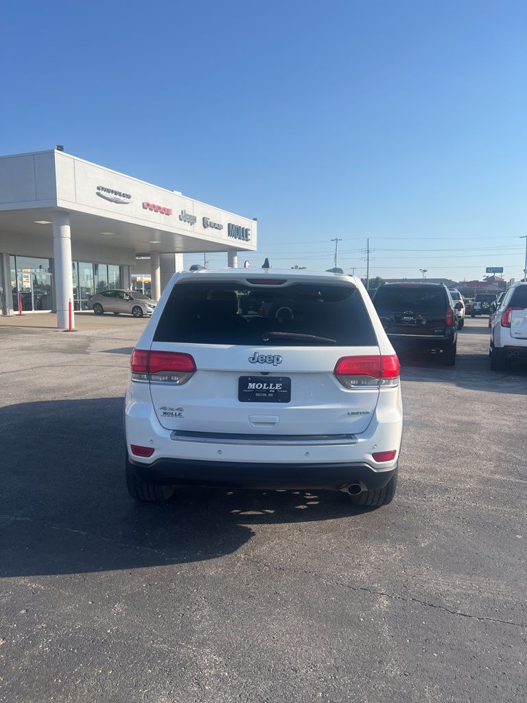 2019 Jeep Grand Cherokee Limited photo 2