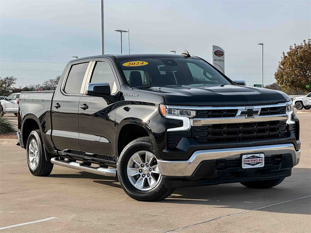 2024 Chevrolet Silverado 1500 LT's photo