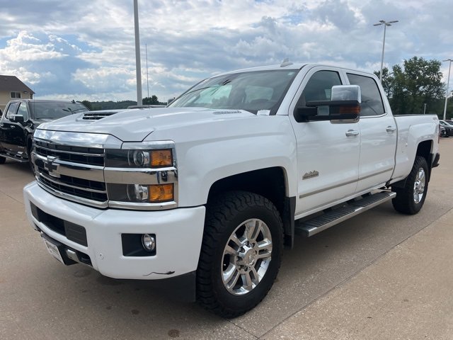 2019 Chevrolet Silverado 2500HD High Country photo 11