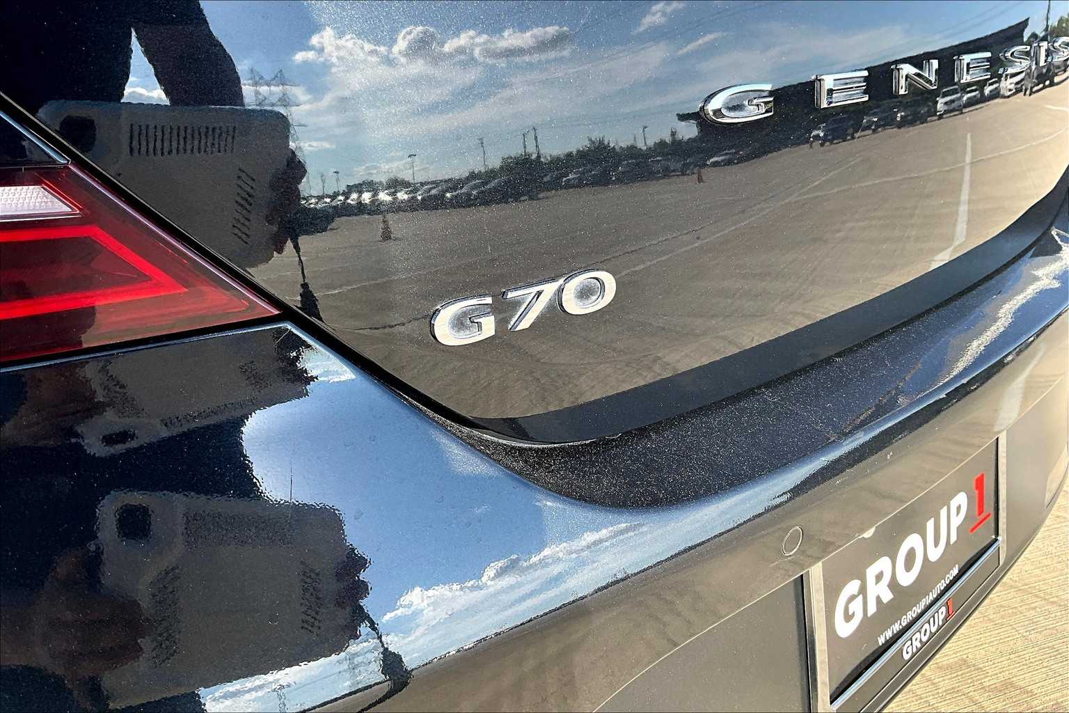 2022 Genesis G70 3.3T photo 29
