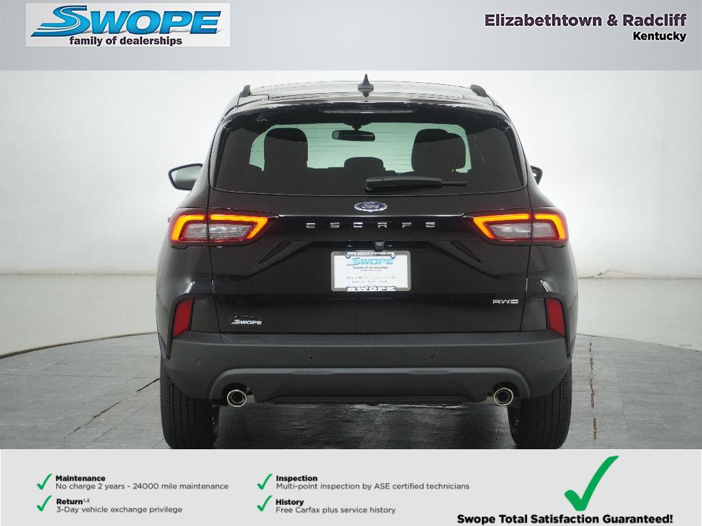 2026 Ford Escape ST-Line photo 4