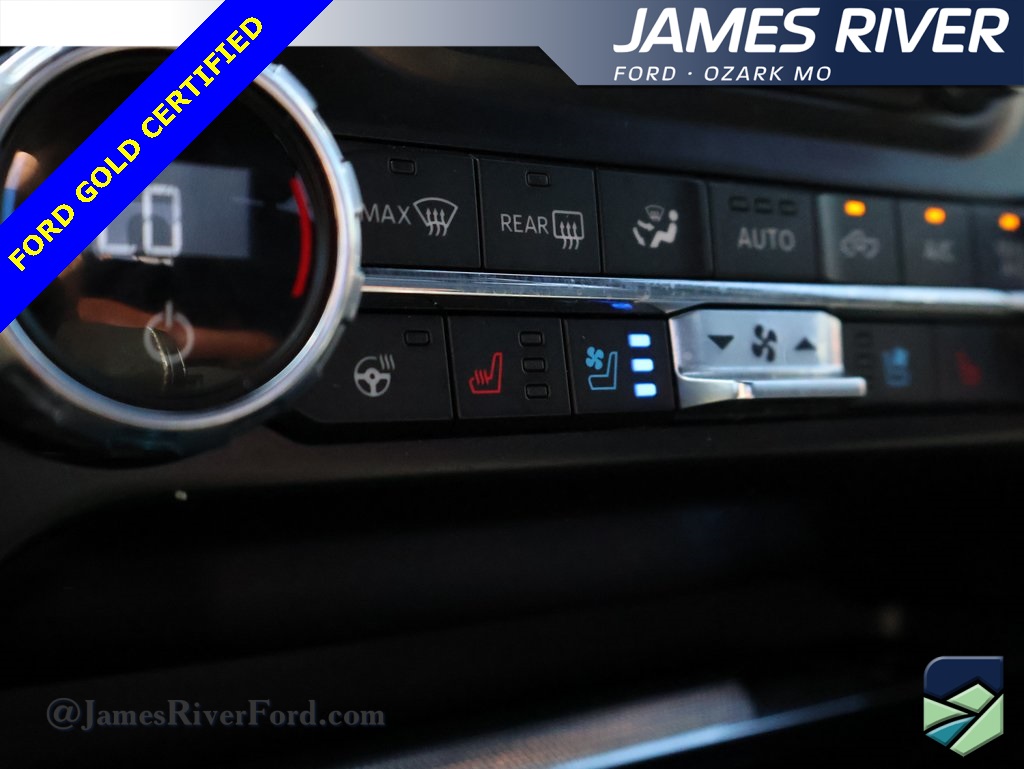 2021 Ford F-150 Lariat photo 32