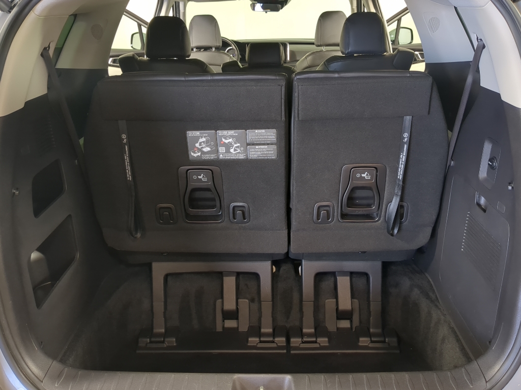 2024 Kia Carnival EX photo 14