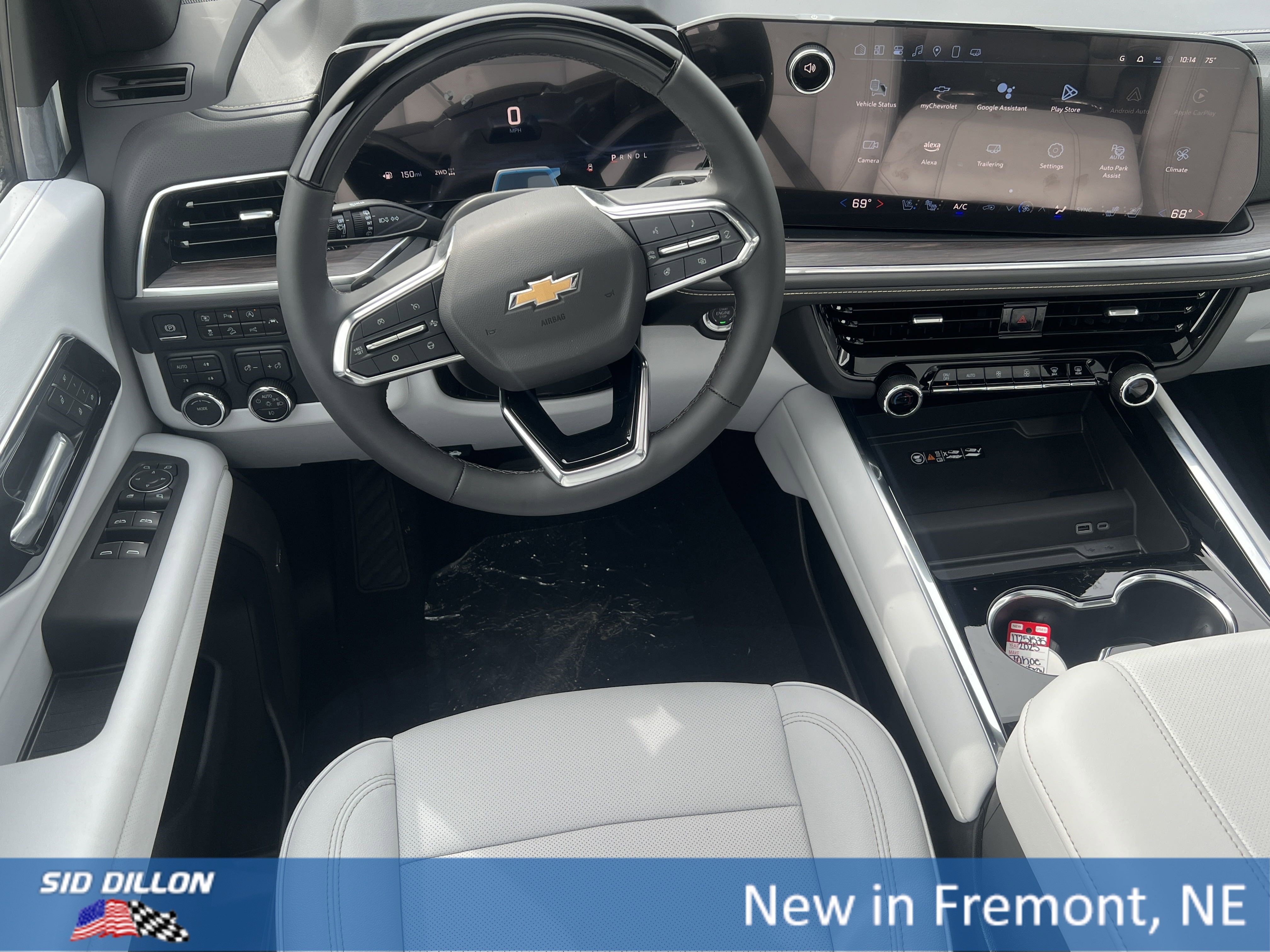 2025 Chevrolet Tahoe Premier photo 4