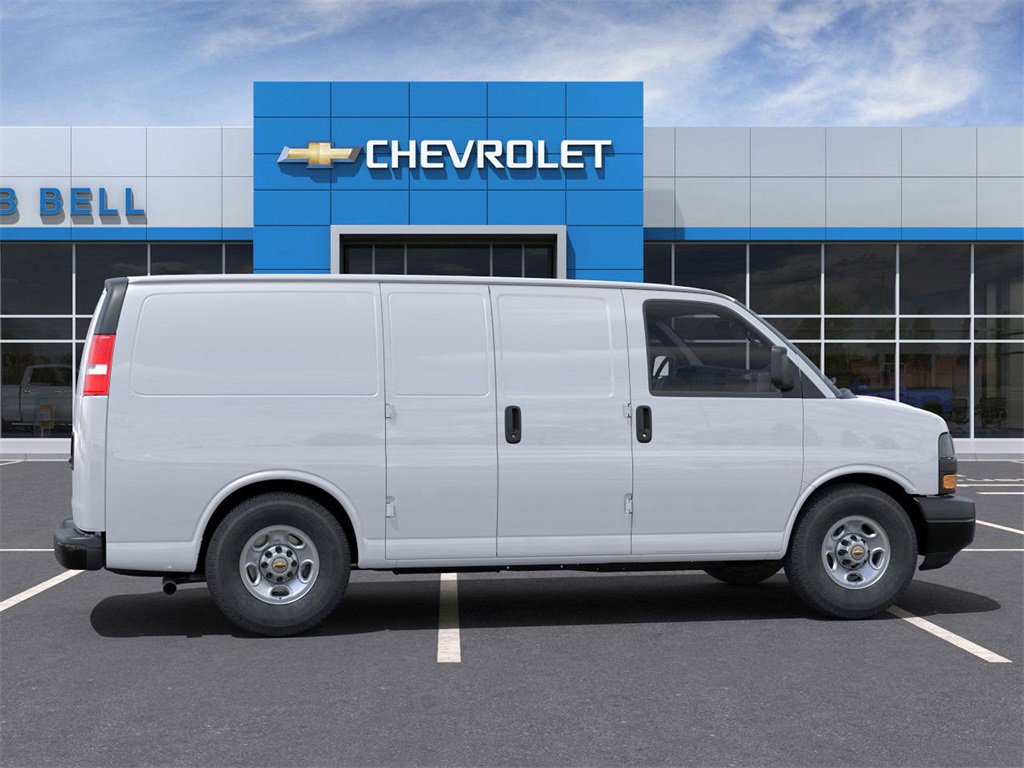 2025 Chevrolet Express Cargo 2500 photo 5