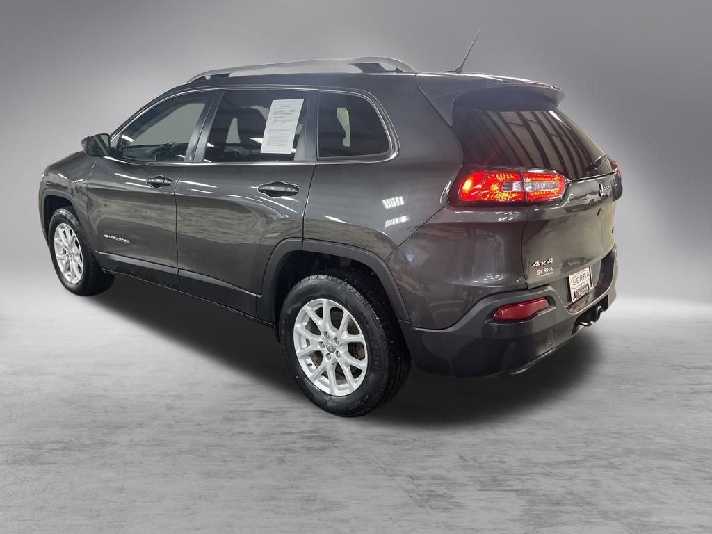 2015 Jeep Cherokee Latitude photo 3