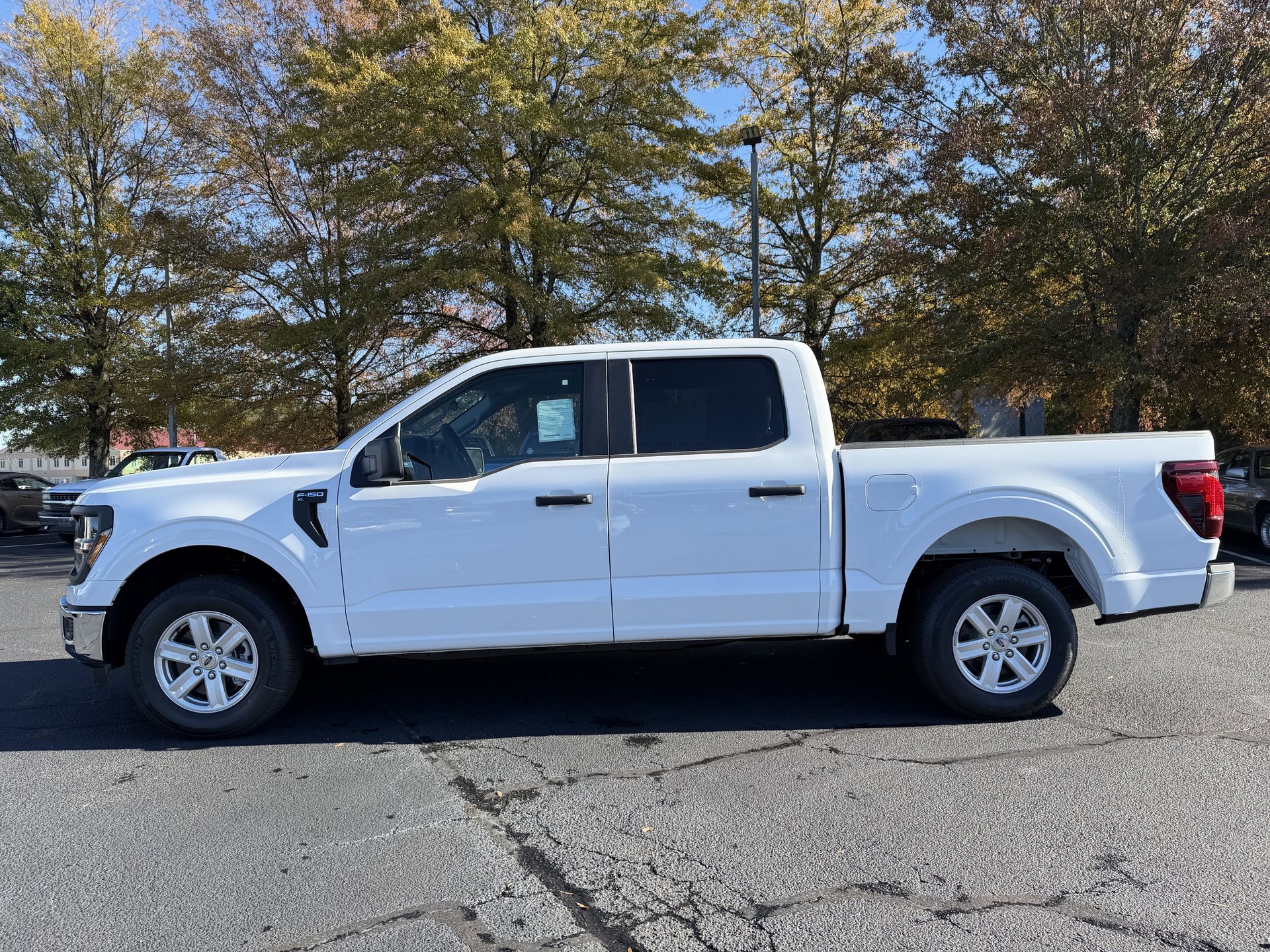 2025 Ford F-150 XL photo 4