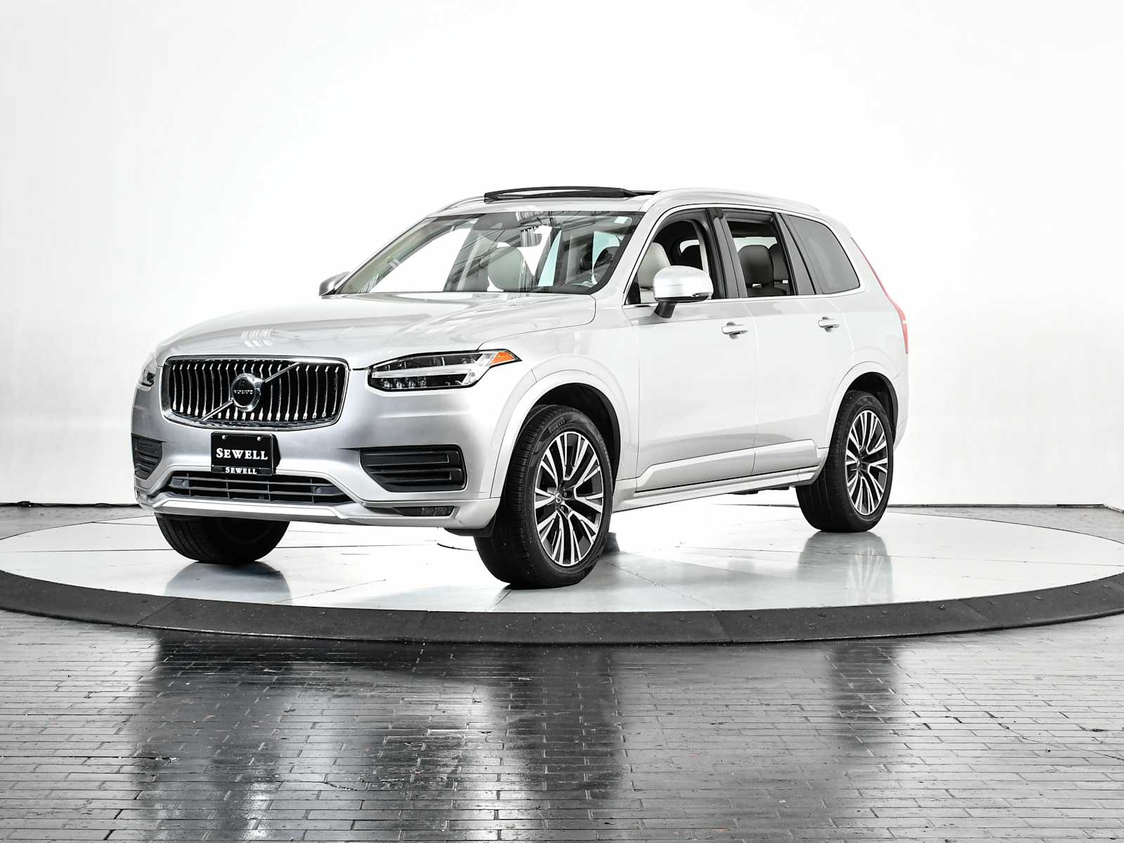 2020 Volvo XC90 Momentum