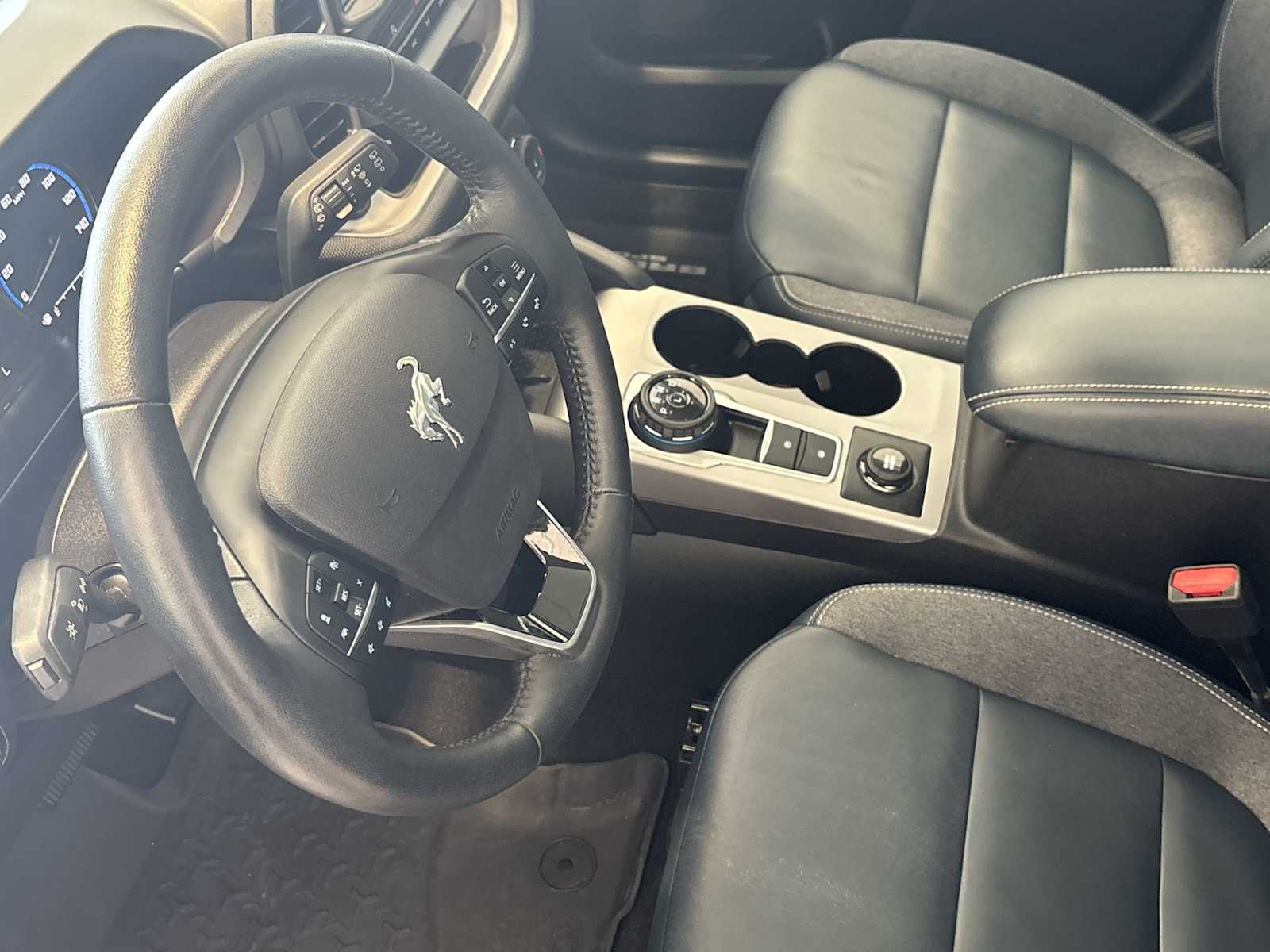 2023 Ford Bronco Sport Outer Banks photo 18