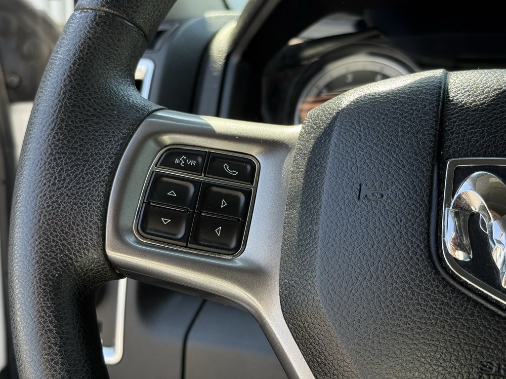 2021 Ram 1500 Classic SLT photo 10