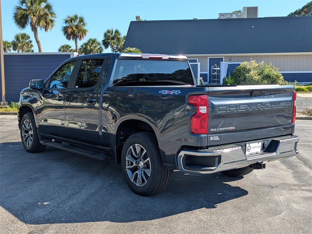 2022 Chevrolet Silverado 1500 LT photo 6