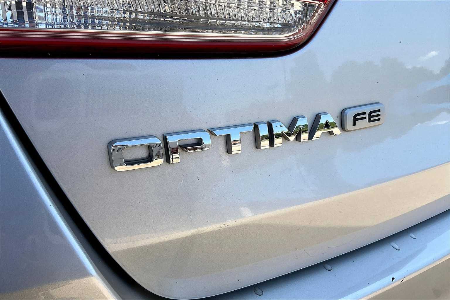 2020 Kia Optima LX photo 28