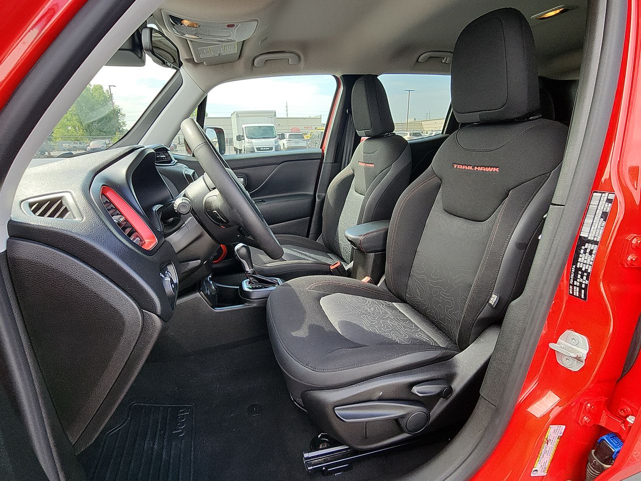 2023 Jeep Renegade Trailhawk photo 11