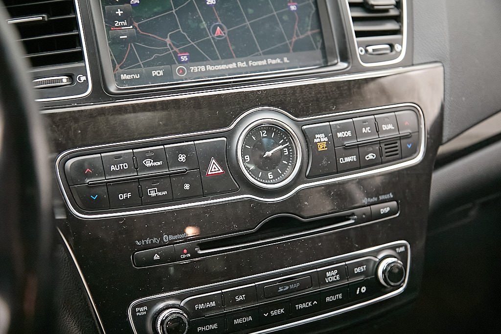 2015 KIA CADENZA - Image 14