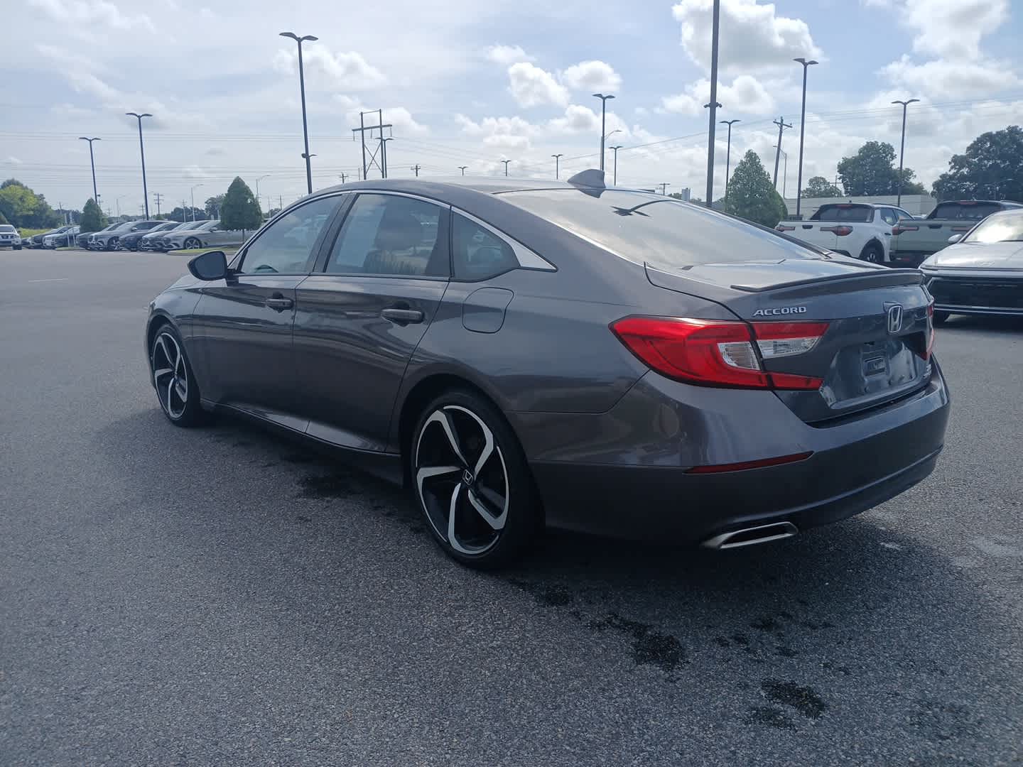 1HGCV2F38KA017283