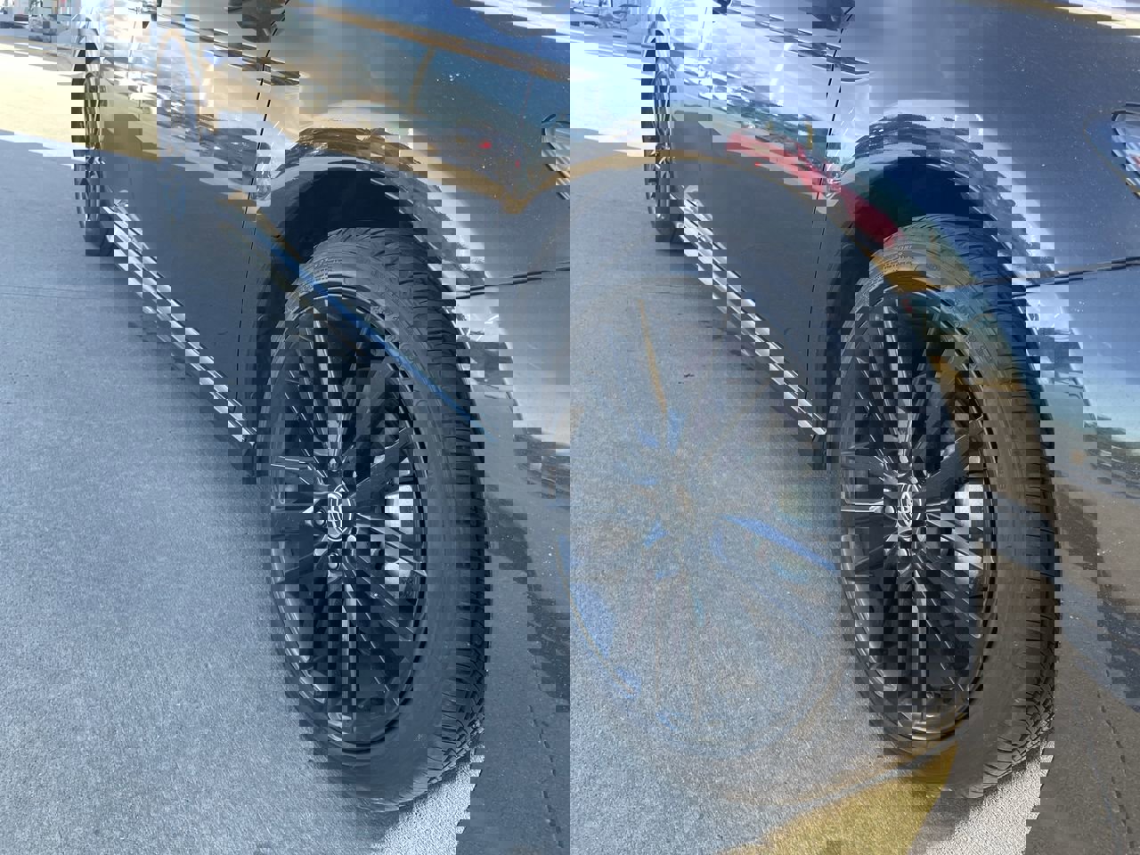 Used 2021 Toyota Camry XSE with VIN 4T1K61AK9MU453573 for sale in Kansas City