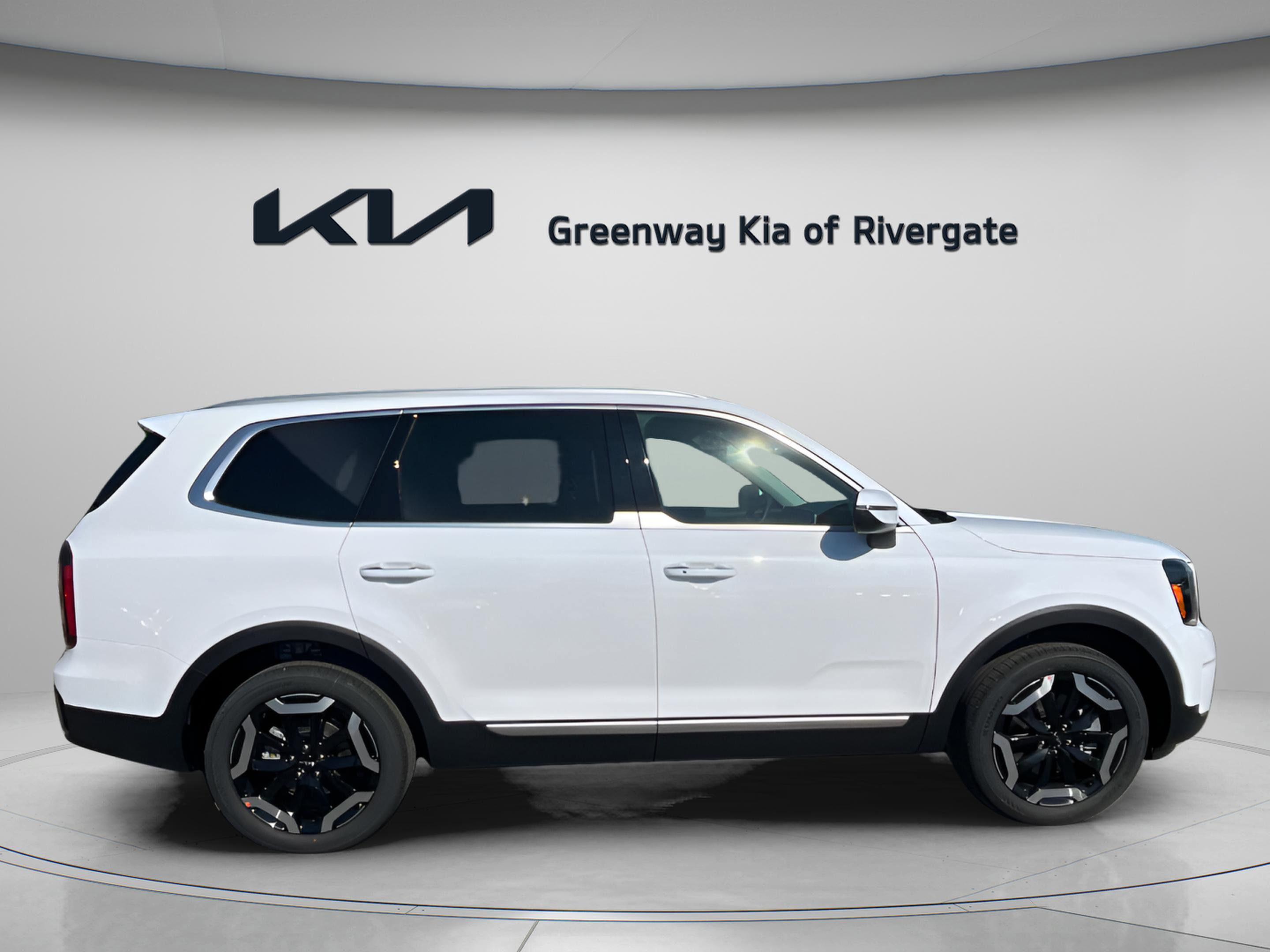 2025 Kia Telluride S photo 5