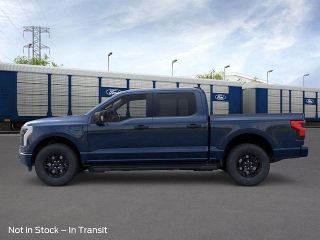 2025 Ford F-150 Lightning XLT photo 3